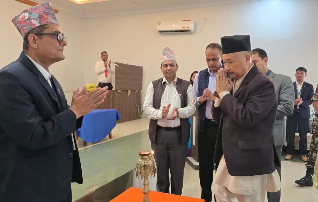 लुम्बिनी प्रदेश प्रमुख घर्ती मगरको प्रश्न: “धान उब्जनी खेत मासेर दरबार किन बनाइयो?”