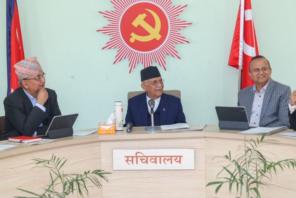गृहमन्त्रीमाथिको विवाद चुलिँदा एमालेको सचिवालय बैठक आज च्यासलमा