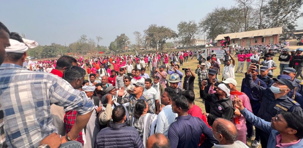 प्रशासनको अवरोध चिर्दै मर्चवारमा जनमत पार्टीको शक्ति प्रदर्शनः ‘किसान राज’ ल्याउने भोपेन्द्रको उद्घोष